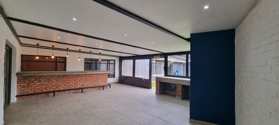 5 Bedroom Property for Sale in Bayswater Free State